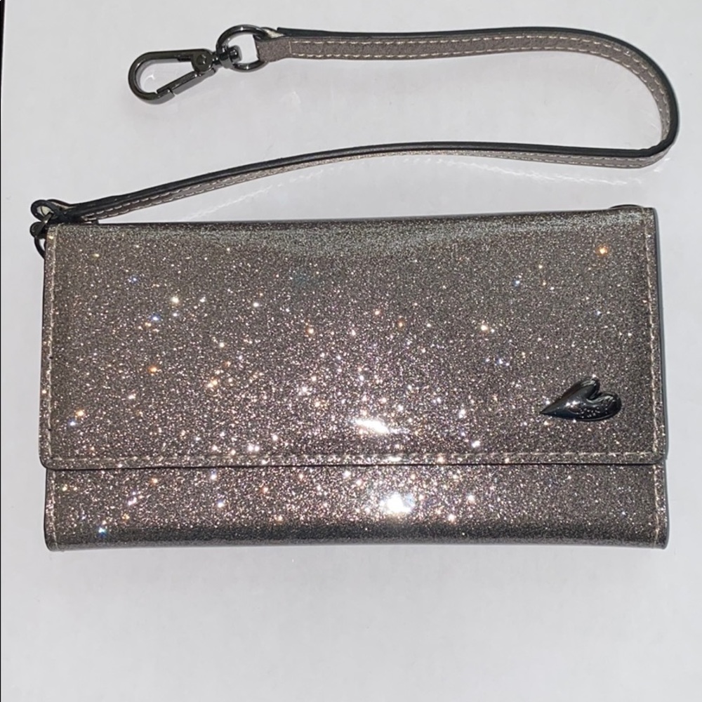 NWT Diane von Furstenberg iPhone 6 wristlet
